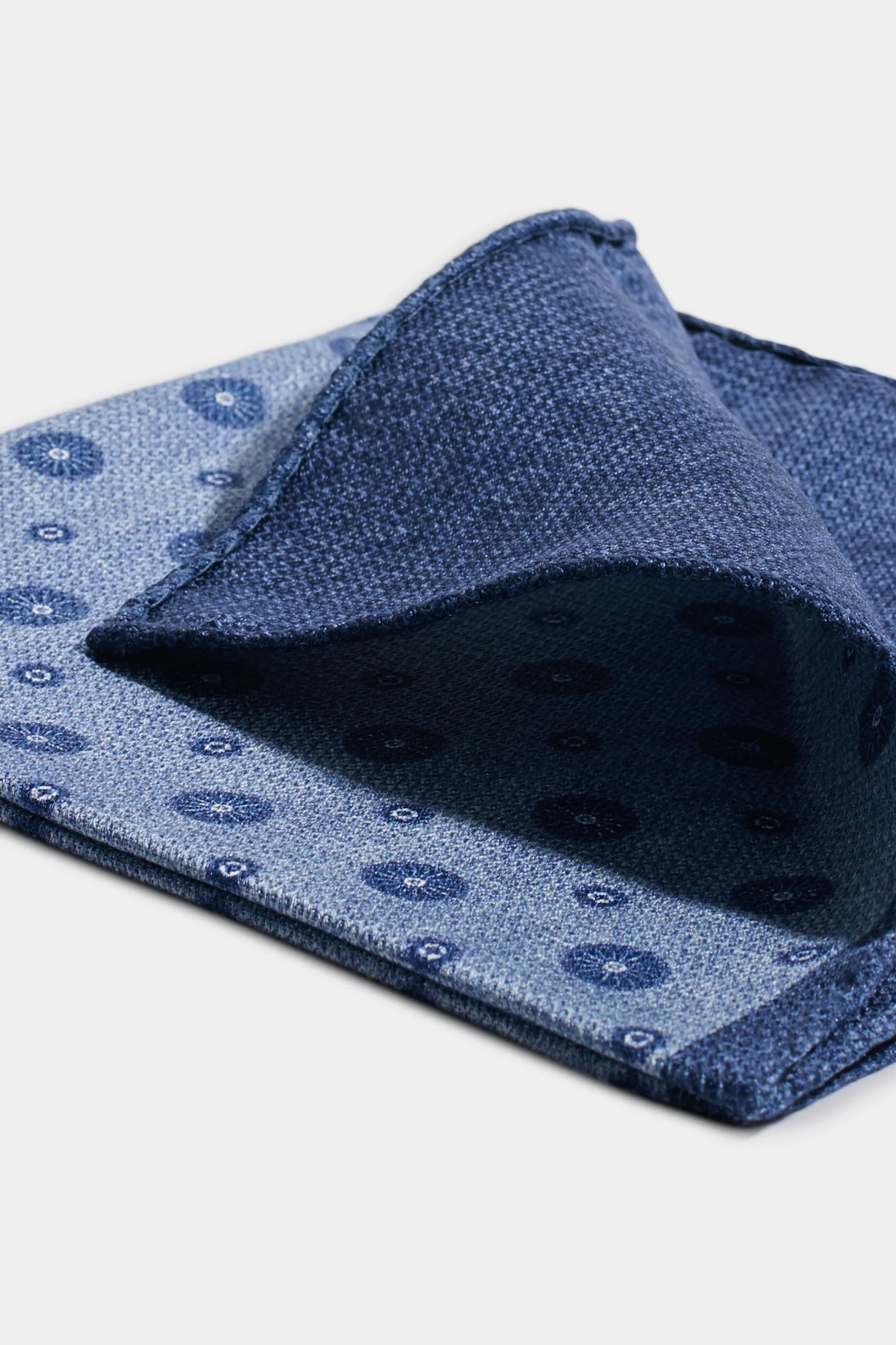 Avio blue fancy pocket square - Made in Italy - Image 2