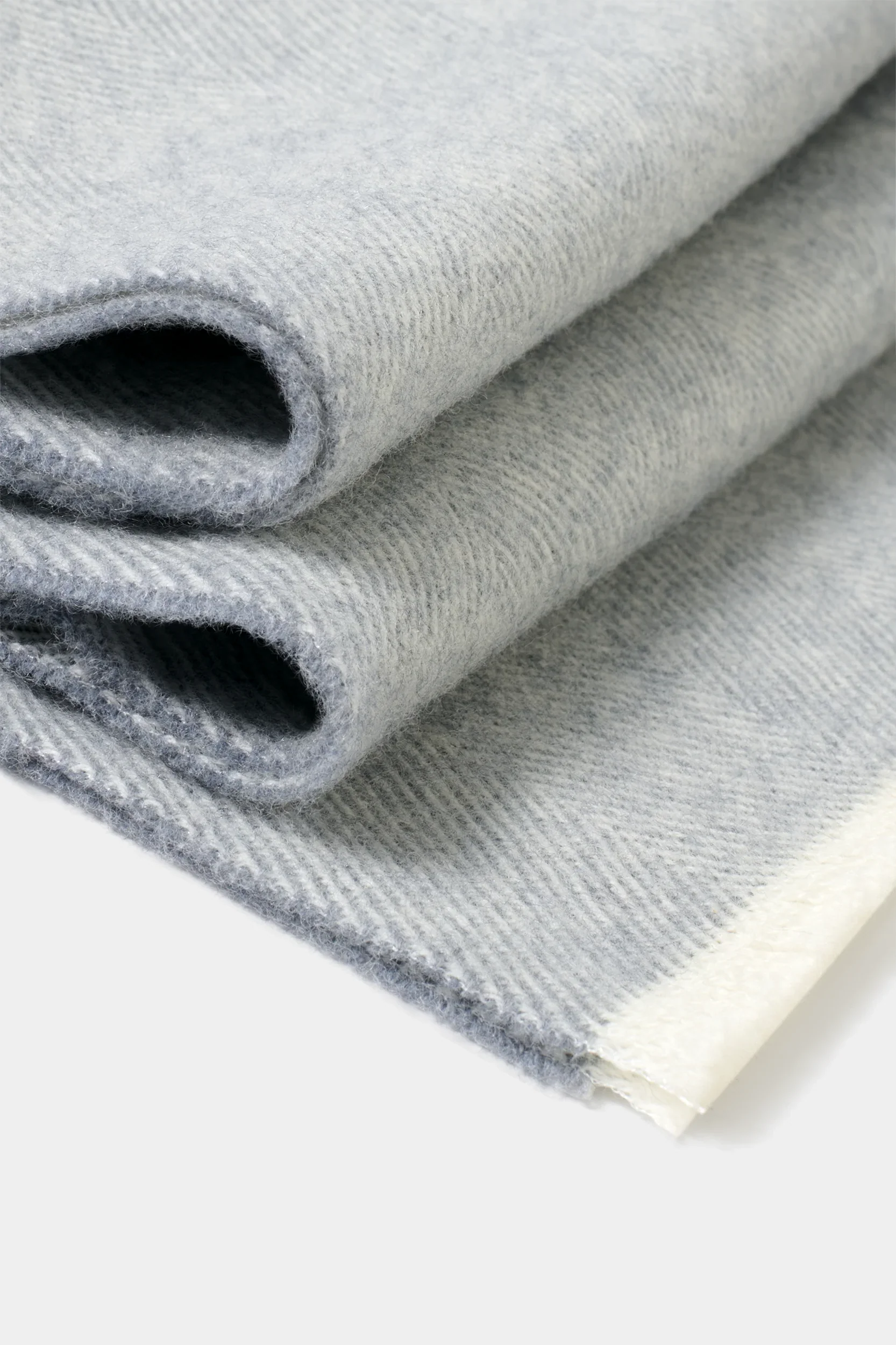Light grey herringbone scarf - Made in Italy - Image 3