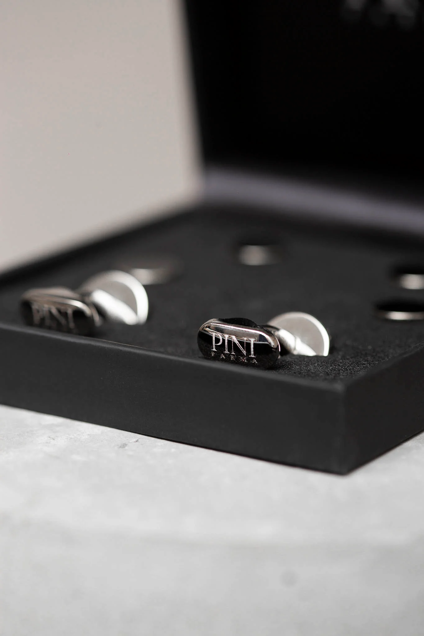 Black cufflinks and dress studs set - Made in Italy - Image 2