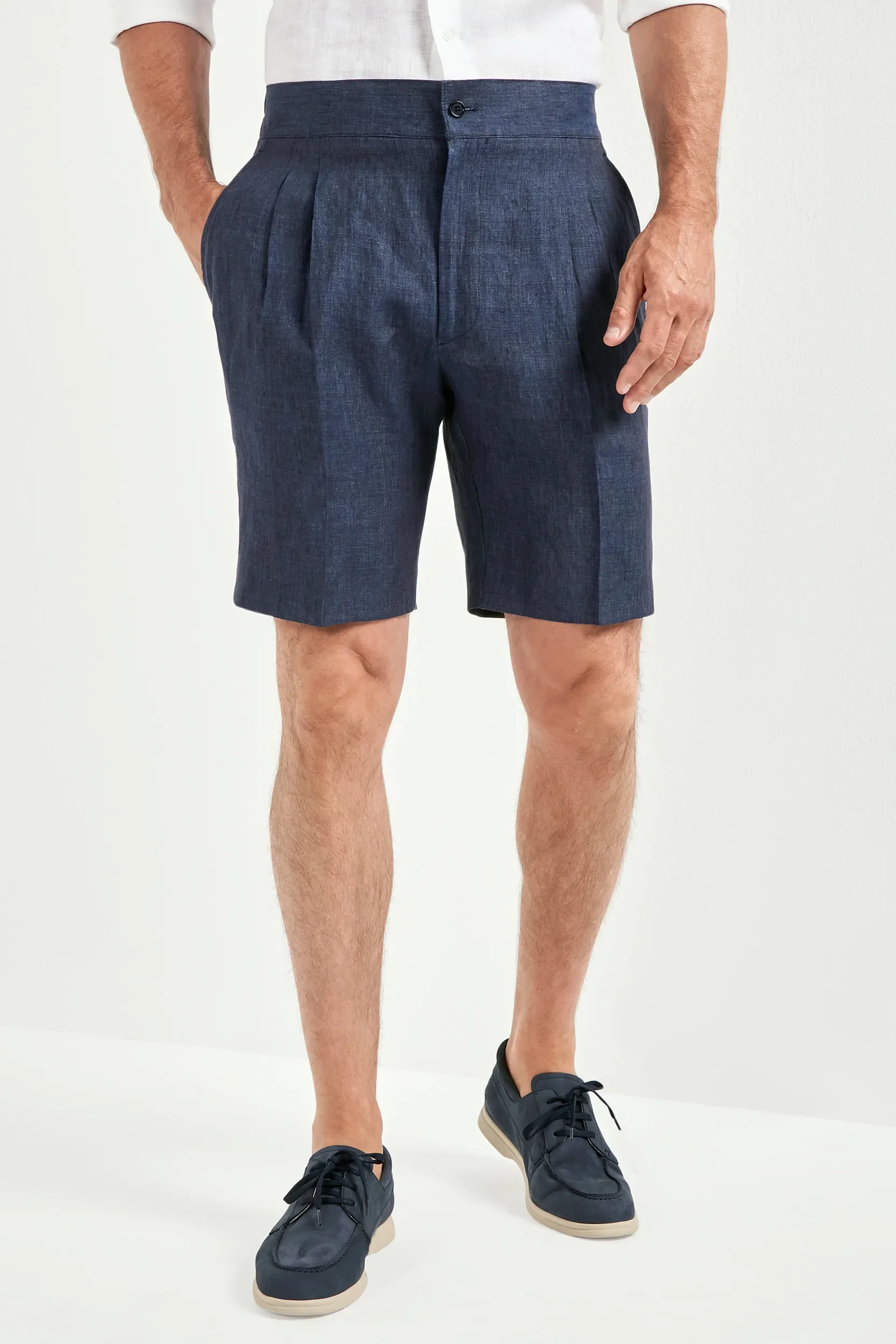 Denim blue linen relaxed shorts - Made in Italy - Image 3