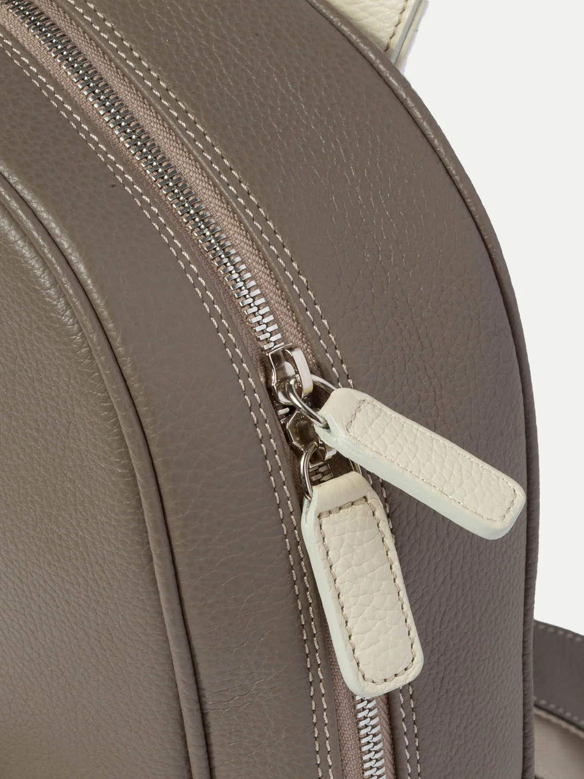 Taupe leather backpack - Made in Italy - Image 4