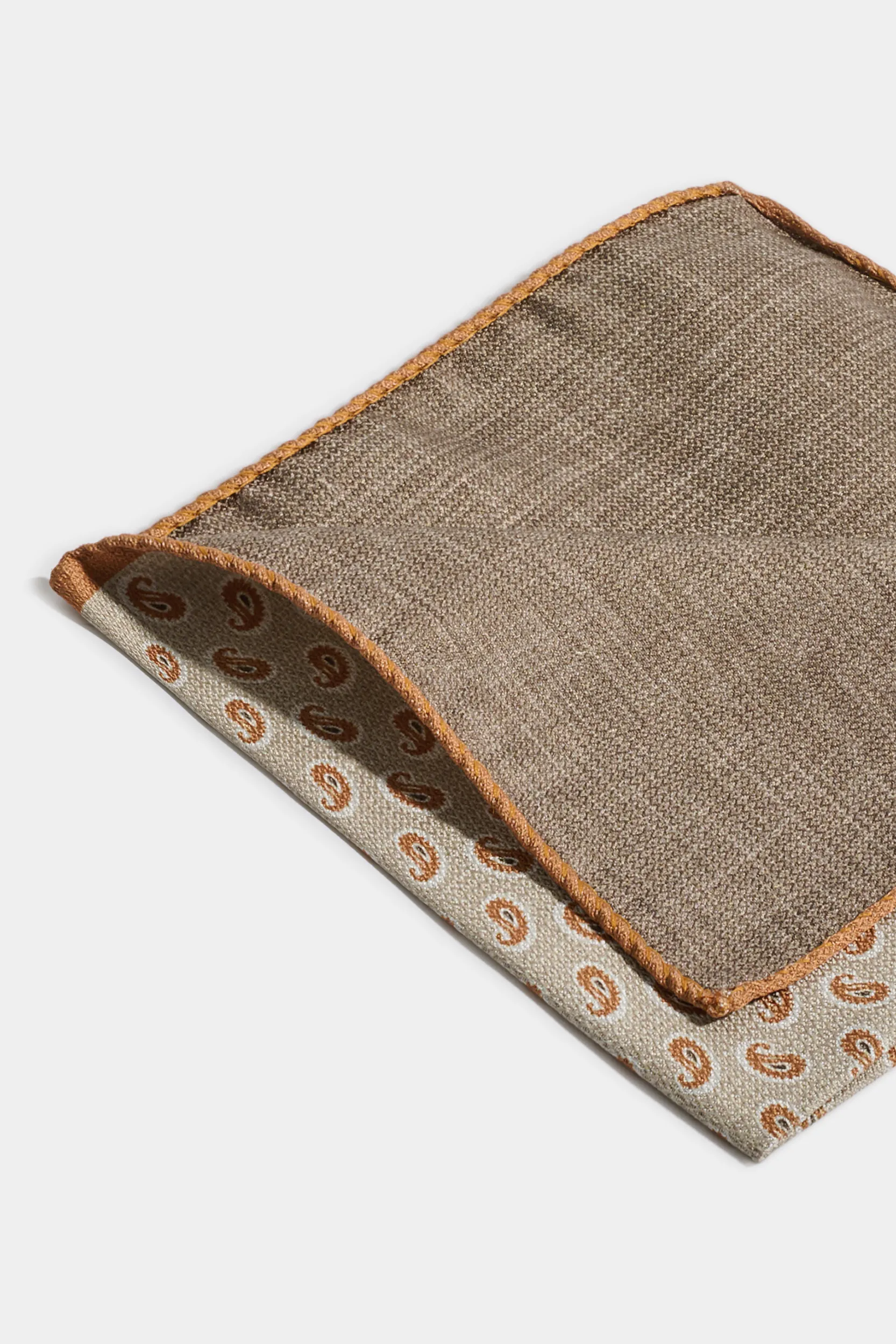 Sand paisley pocket square - Made in Italy - Image 3