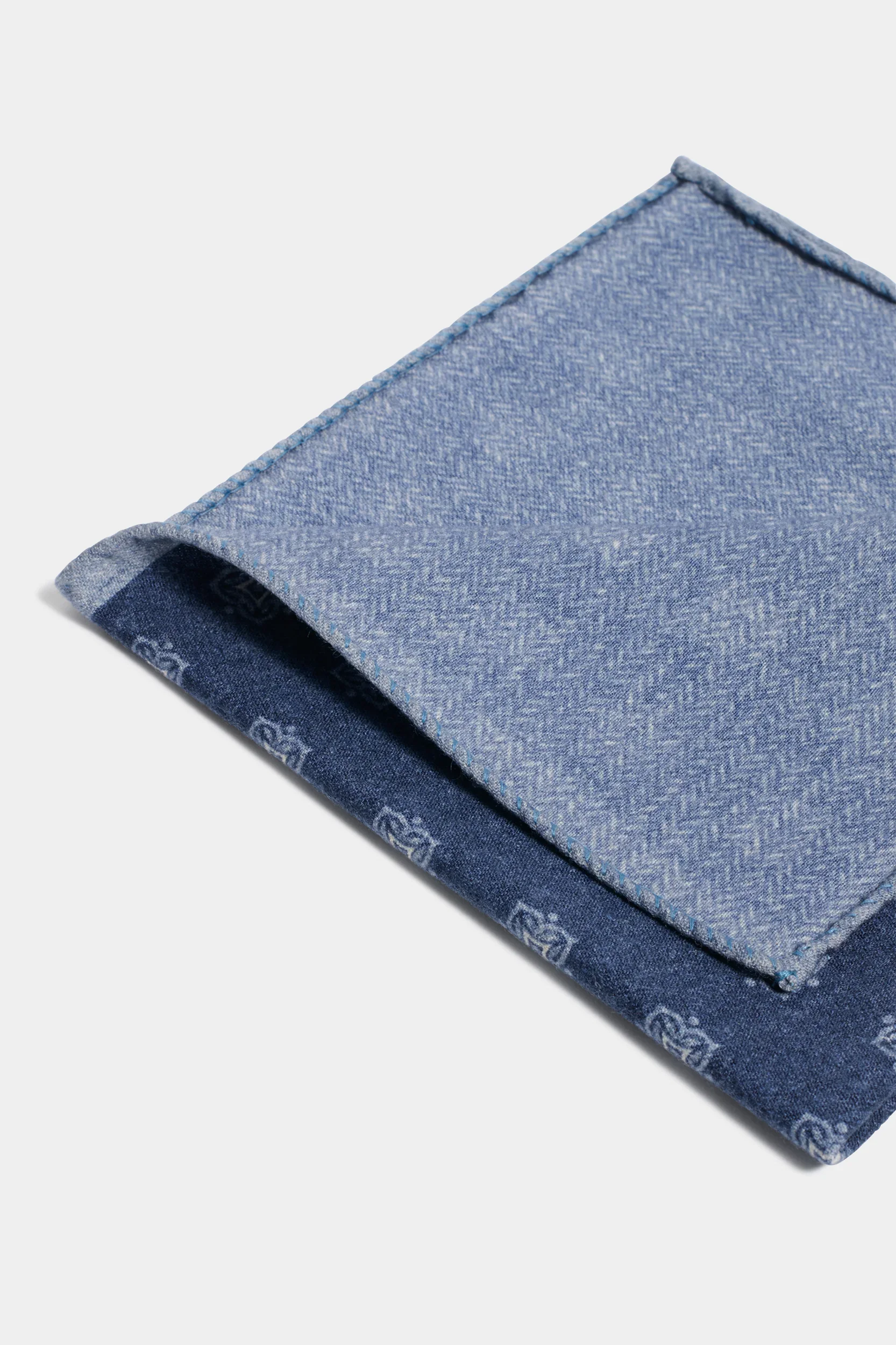 Navy blue fancy pocket square - Made in Italy - Image 3