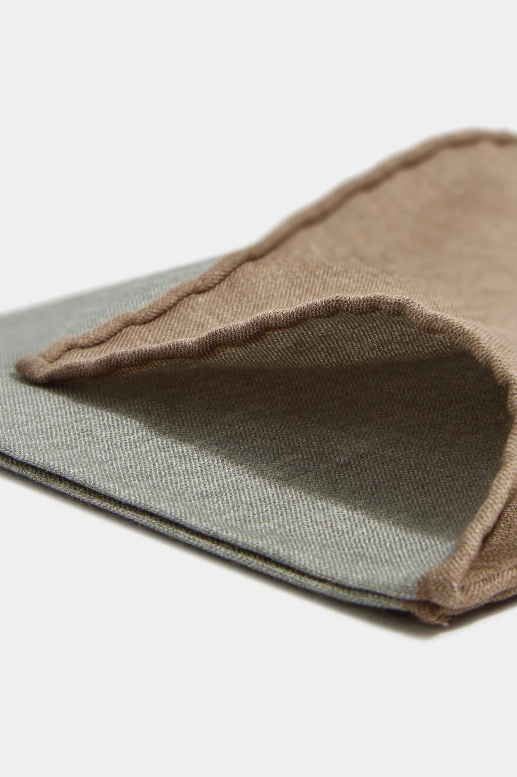 Sage reversible pocket square - Made in Italy - Image 3
