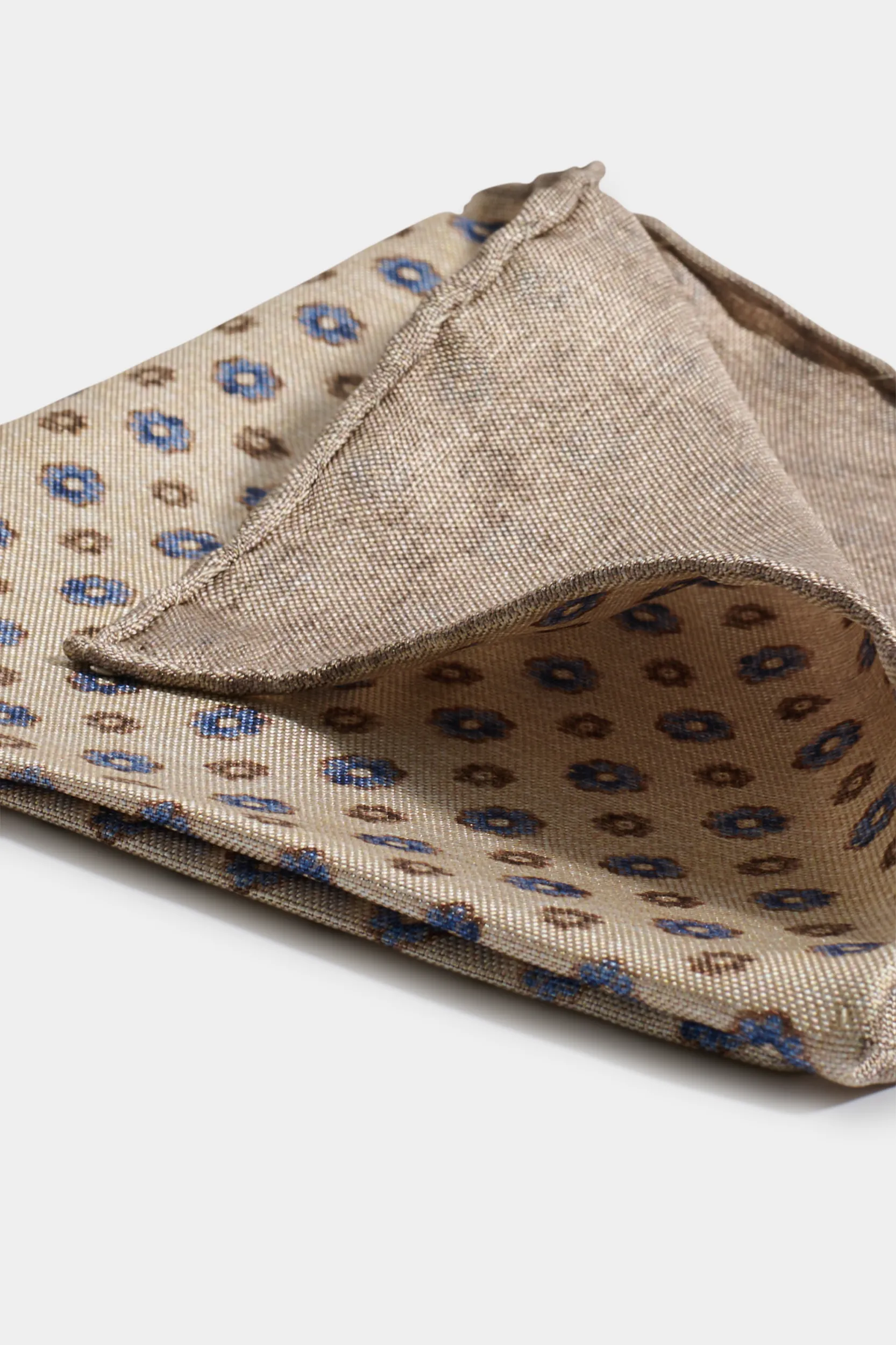 Sand fancy pocket square - Made in Italy - Image 2
